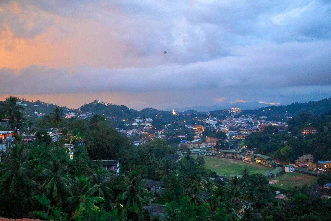 Mount Palace Kandy Extérieur photo